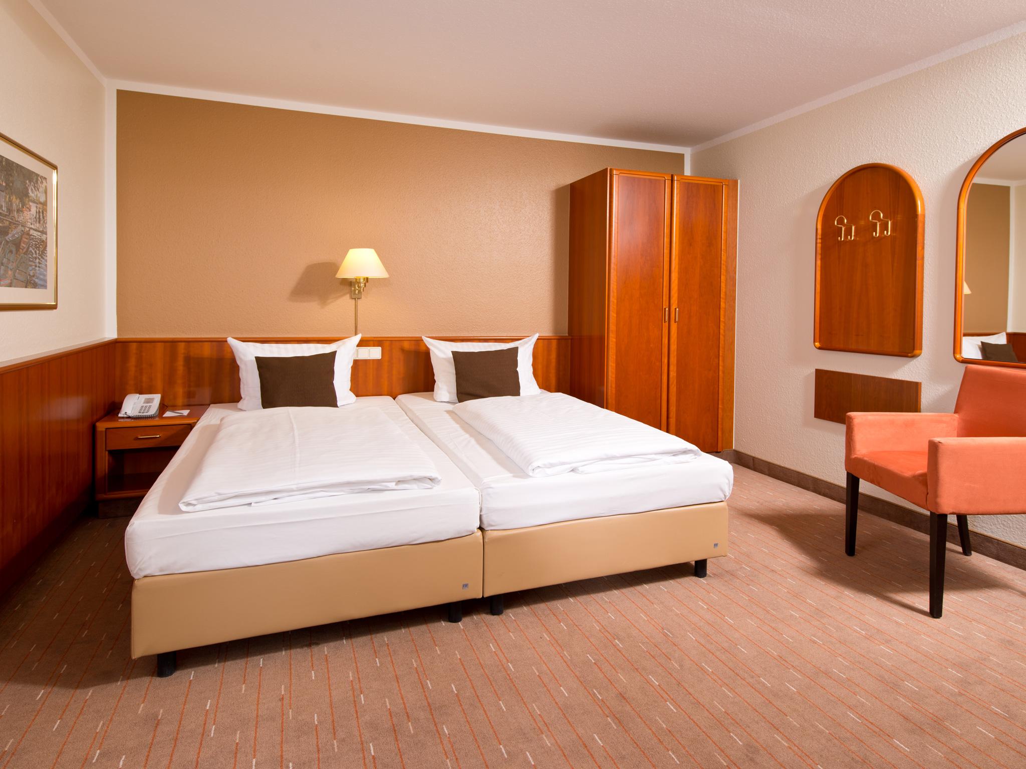 Achat Hotel Schwarzheide Lausitz Екстериор снимка