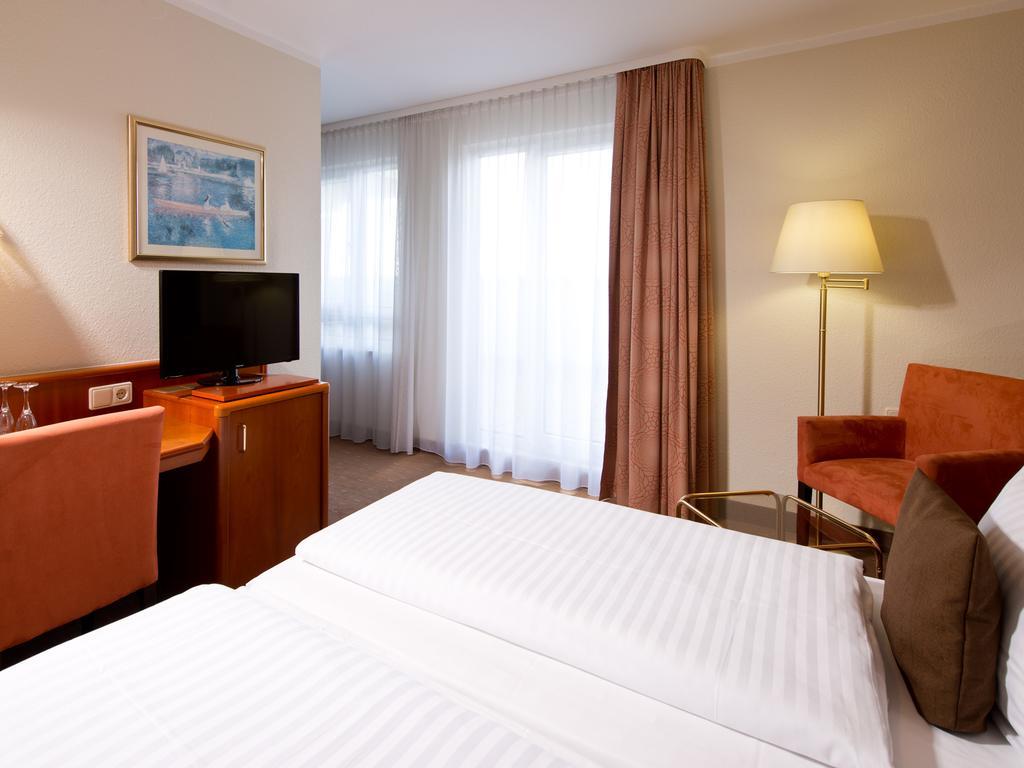 Achat Hotel Schwarzheide Lausitz Екстериор снимка